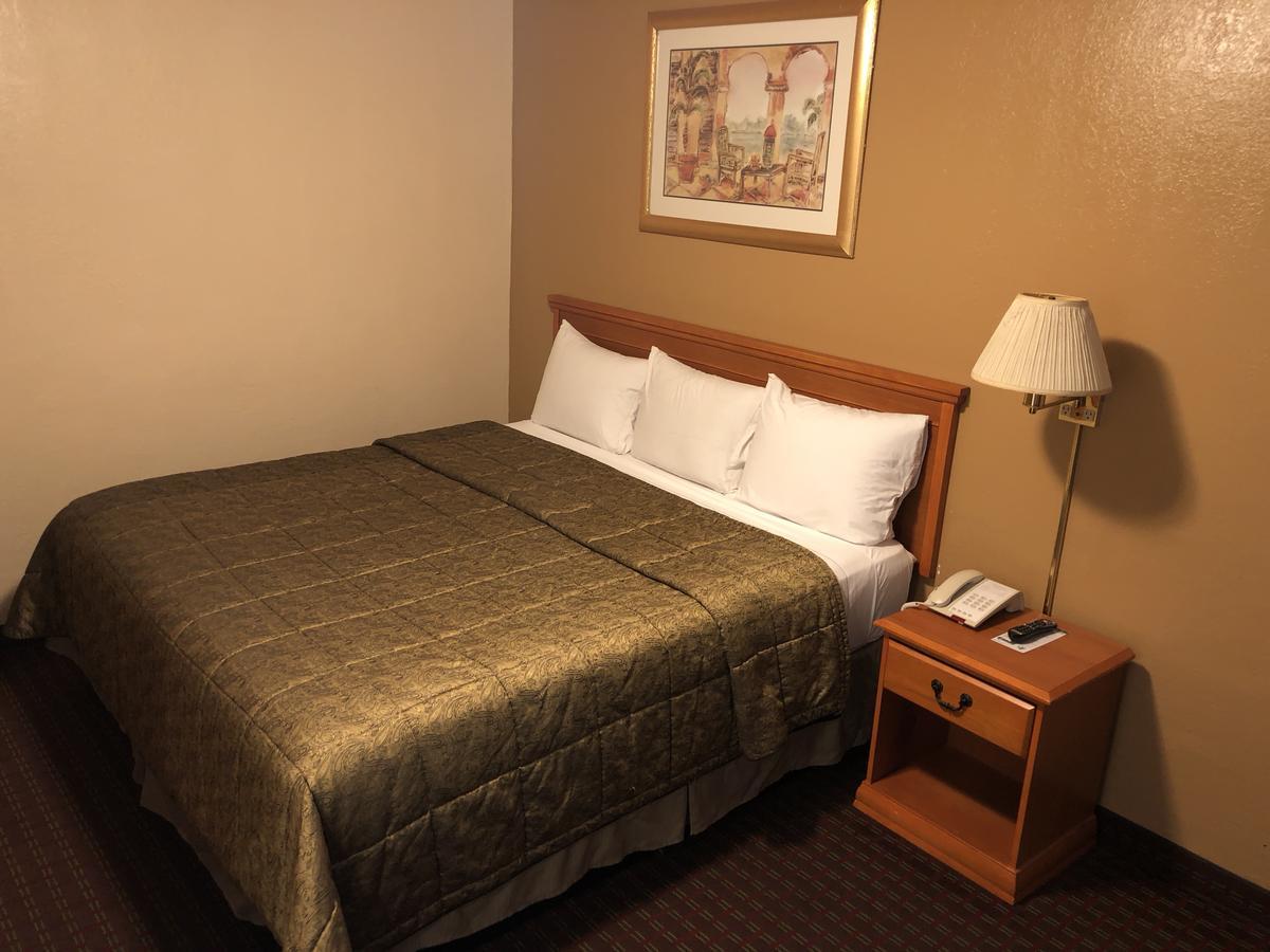 Deluxe Inn Lawton Kültér fotó
